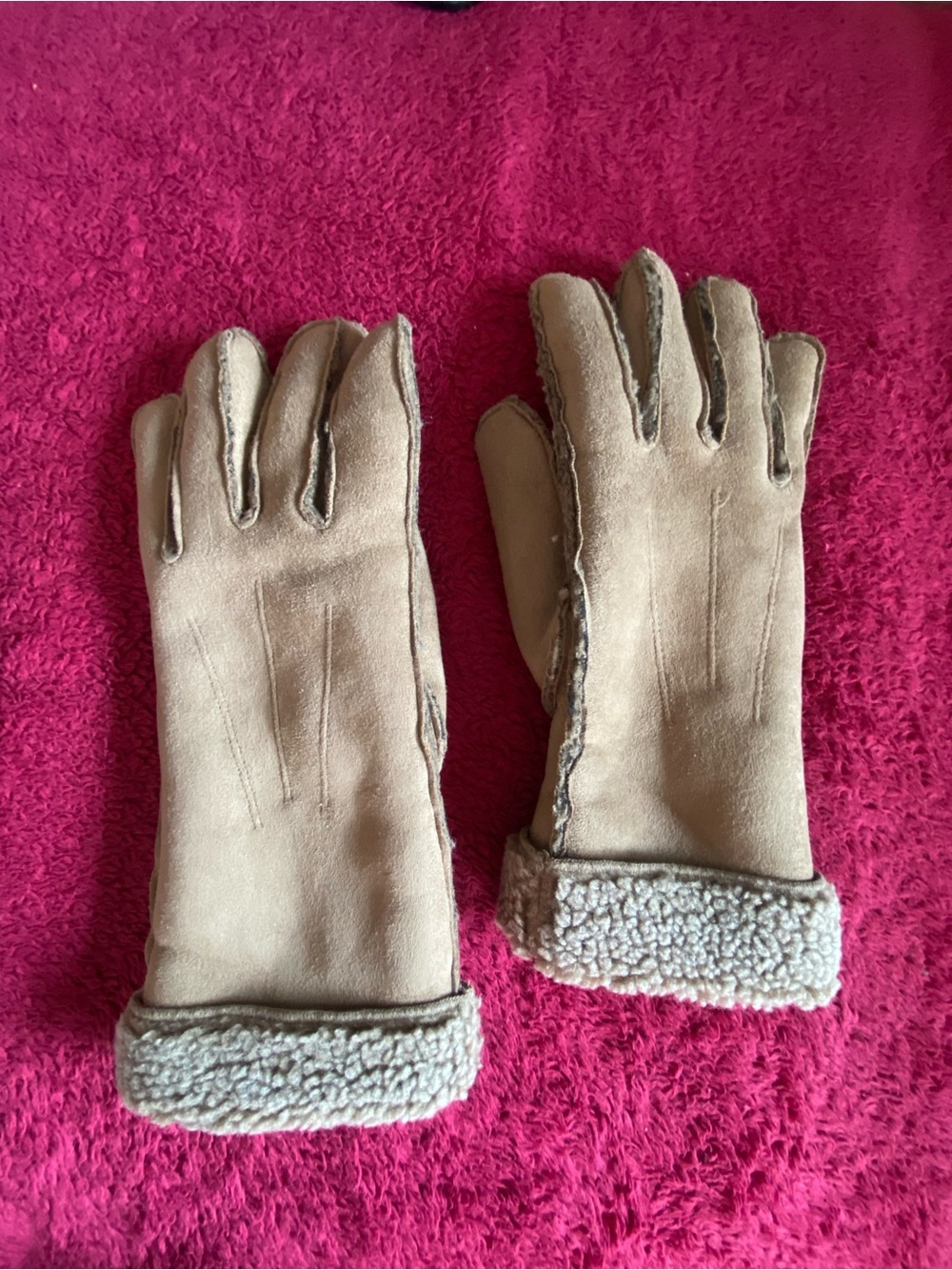 Lands' End Tan Shearling-Lined Leather Gloves